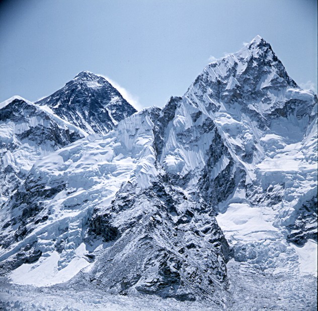 Himalaya_Khumbu_MountEverest_1982_3.jpg