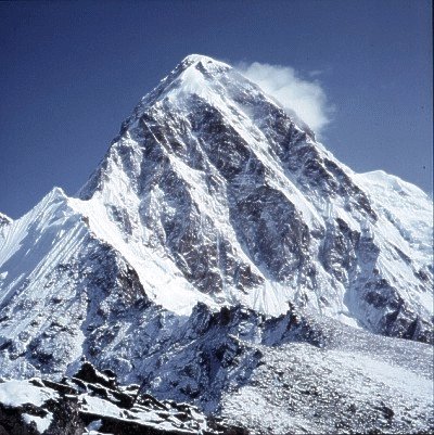 corpses on mt everest. Cho Oyu and Mount Everest