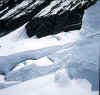 Himalaya_Hongu_AmphuLaptsa_2.jpg (108294 bytes)
