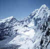Himalaya_Khumbu_AmphuLaptsa_21.jpg (159799 bytes)