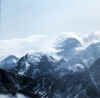 Himalaya_Khumbu_GokyoPeak-Everest_2.jpg (142801 bytes)