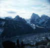 Himalaya_Khumbu_GokyoPeak_10.jpg (95536 bytes)