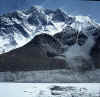 Himalaya_Khumbu_Lhotse_3.jpg (130163 bytes)