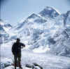 Himalaya_Khumbu_MountEverest_1982_2.jpg (159225 bytes)