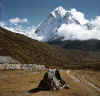 Himalaya_Khumbu_Taboche_4.jpg (132364 bytes)