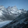 Himalaya_Khumbu_TsholaTsho_1.jpg (133098 bytes)