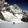 Himalaya_Rolwaling_TrashiLaptsa_10.jpg (151379 bytes)