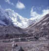 Khumbu.Na4.jpg (74965 bytes)