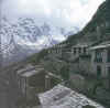Khumbu.Thame6.jpg (59966 bytes)
