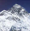 Khumbu.ChomoLungma2.jpg (68758 bytes)
