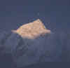 Khumbu.Nuptse3.jpg (27065 bytes)