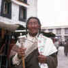 Tibet.LhasaBarkhor4.jpg (39387 bytes)