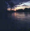 Namibia.Kavango.AndaraOkavangoSunset2.jpg (51292 bytes)